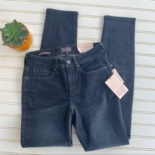 NYDJ  Alina Jeans in Quentin Size: 00 NEW