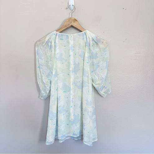 Petal Lewit  Sleeve Chiffon Top Size Small