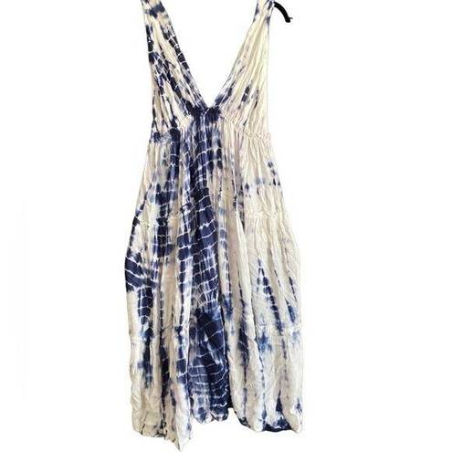 Boho Me NWT  Blue/White Tie Dye Summer Dress. Size Large.