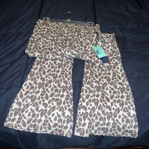 The Range NWT Leopard cheetah flared leggings size M by rock&roll denim