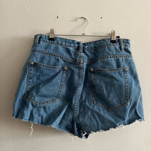 Pretty Little Thing rhinestone fringe denim shorts- size 8