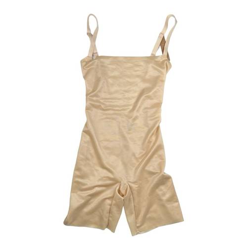 SKIMS  Barely There Low Back Mid Thigh Bodysuit Shapewear in Sand Size XS