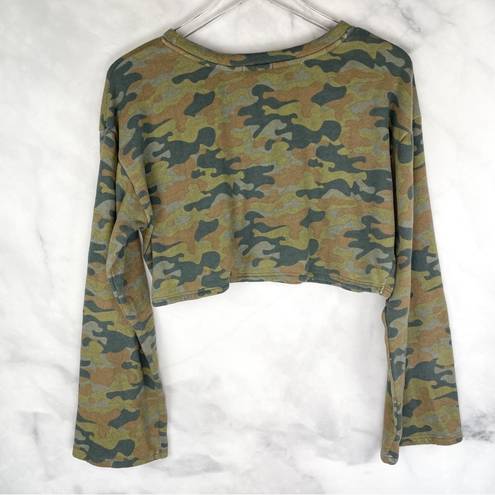 Lovers + Friends  Camo Cropped Oversized Knitted Tee Top Wide Sleeves Camouflage