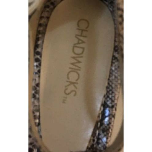 Chadwick's Womens  Brown Snake Print T Strap Wedge Low Heel Buckle Sandals Size 9M