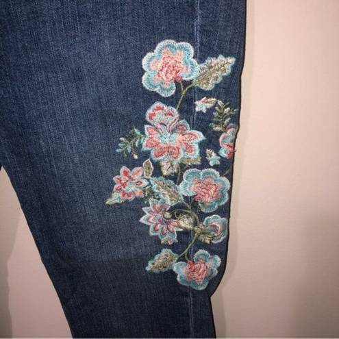 J.Jill  Jeans Size 4 Denim Authentic Fit Floral Embroidered Cropped Boho Vibes