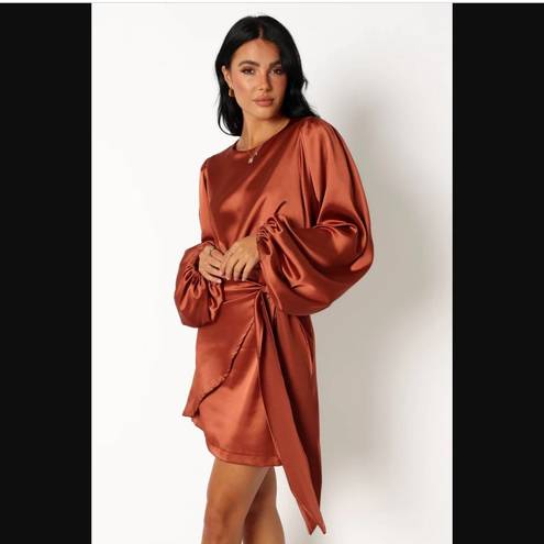 Petal and Pup  Opal Rust Satin Long Balloon Sleeve Wrap Mini Dress 8