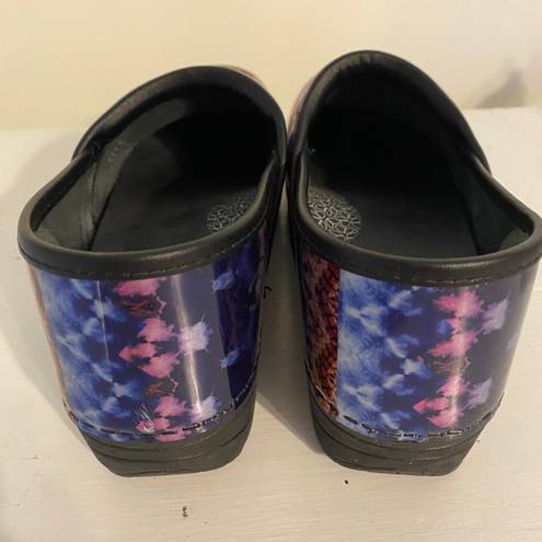 Dansko XP 2.0 Nursing Comfort Clogs Multi Color Euro 39