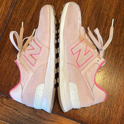 New Balance  574 Light Pink Suede Canvas Shoe Sneaker Size 8