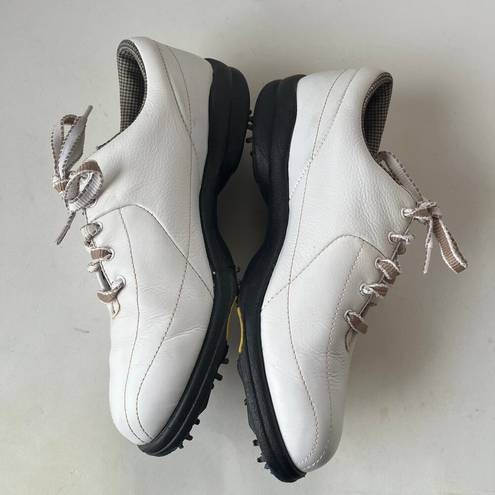 FootJoy  Extra Comfort Golf Womens Shoes Size 7.5W White 98599 Lace Up Spikes