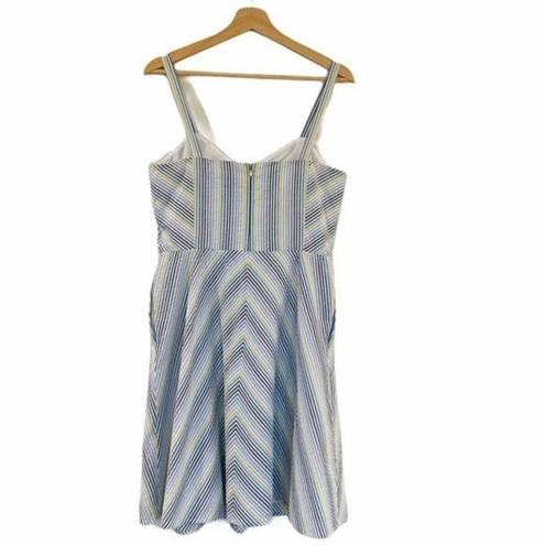 Draper James  Seer Sucker Blue & White Bow Dress Size 8 NEW