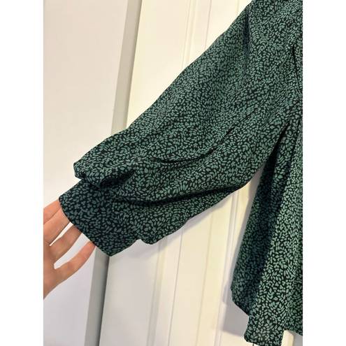 A New Day  green and black puff sleeved blouse XXL