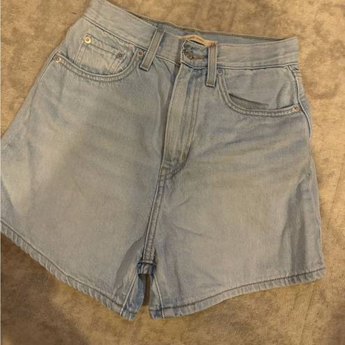 Levi’s High Loose High Rise Short