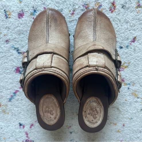 Ariat  Wooden Mules Clogs Women Sz 8 B Brown Leather Buckle Accent Western Shoes