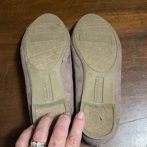 American Eagle  woman’s 7.5 Dark Taupe Ballet Flats