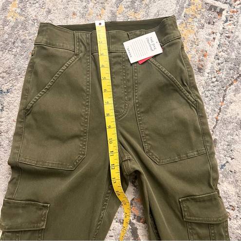 Spanx Stretch Twill Ankle Cargo Pant‎ Darken Olive Size Small Tall NWT