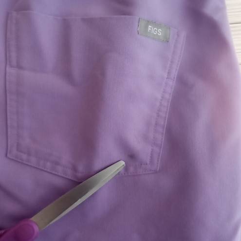 FIGS  women set jogger n scrub top color lilac dawn