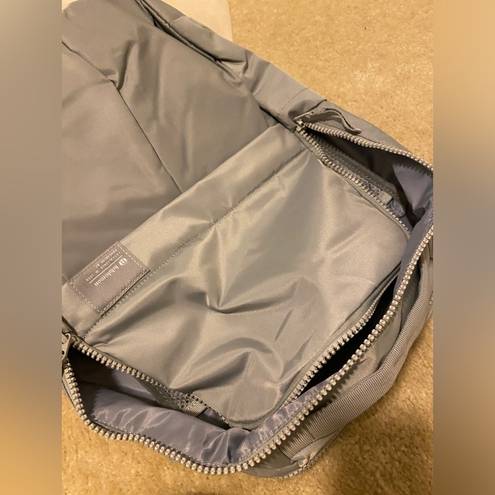 Lululemon  everyday backpack Grey color