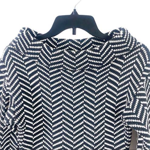 Tracy Reese  Black White Heavy Knit Chevron Sweater