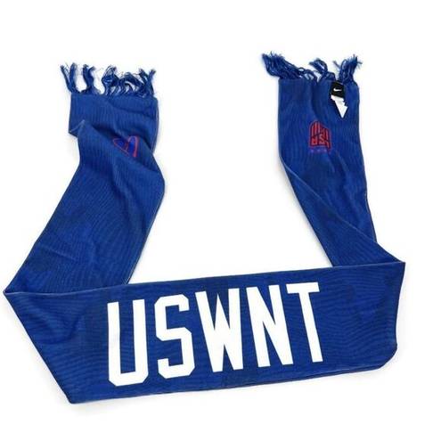 Nike USWNT Local Verbiage  Soccer Scarf A-21591