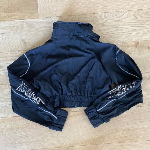 Pretty Little Thing  Zip Detail Cropped Shell  Windbreaker in Black