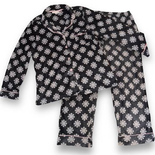 Carole Hochman Snowflake Pajamas