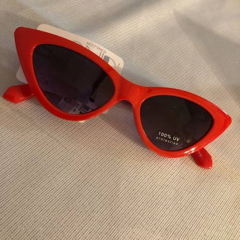 Icing Vintage Triangle Red Cat Eye Sunglasses - Brand new with Tags!