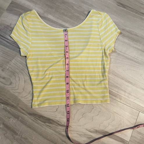 Guess  Yellow And White Stripped Form Fitting Scoop Neck Cropped Top- Size XS