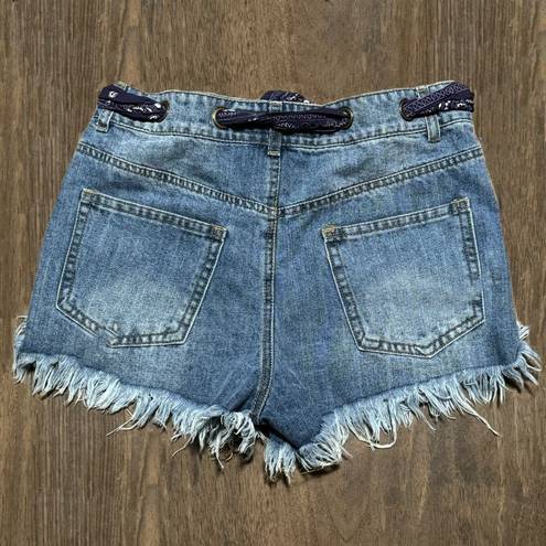 Vintage Havana  Blue Denim Distressed Cut-off Shorts with Bandana Belt Size 25