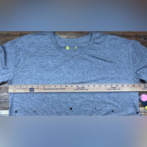 Xersion  Harvard Grey Star Casual Tee