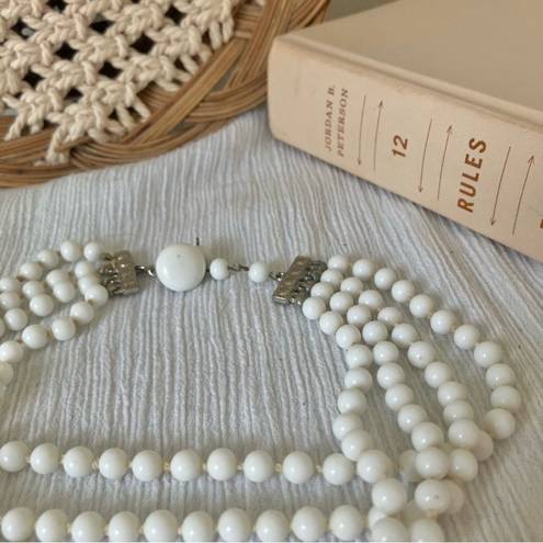 American Vintage Vintage “Fatima” Four Strand White Necklace Classic Style Neutral Bridal Choker