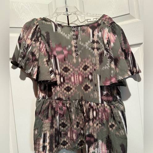 fab'rik  boutique medium blouse