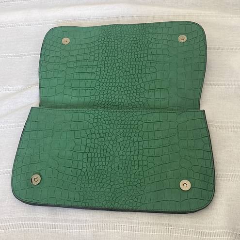 Nine West  Kelly green crocodile pattern large clutch.