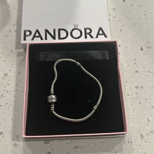 Pandora barrel clasp bracelet Size Small 6in