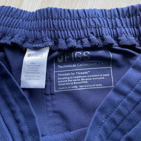 FIGS  Blue scrub bottoms S