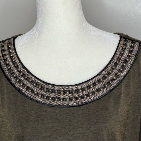 AB Studio Dressy Top | Embellished Neckline | Size Large | Short Sleeves