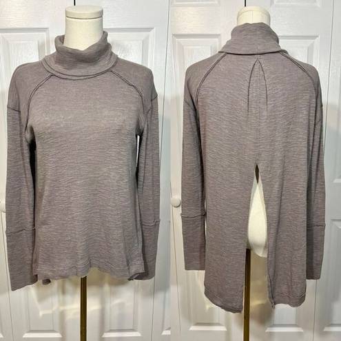 We The Free  People Gray Split Back Turtleneck