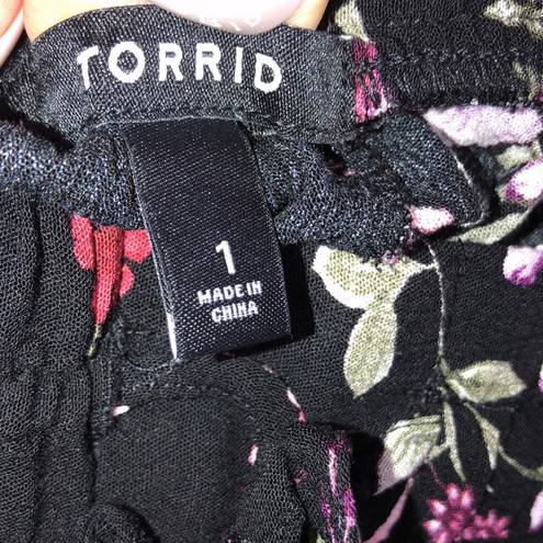 Torrid  size 1X black floral shorts/ maxi skirt