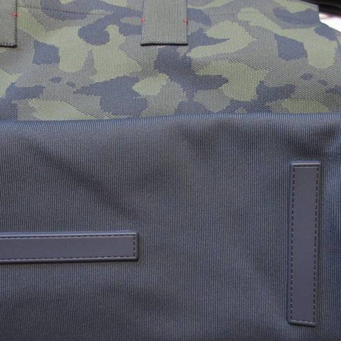 Rothy's NWoT Rothy’s The Weekender in Olive Camo Large Duffle w/ Strap Dust & Wash Bag