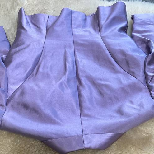 Adrianna Papell Lavender elegant blouse size 8