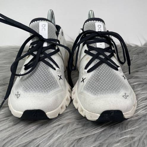 On Cloud  X 3 Womens Size 7 Black White Shoes Running Gym Athletic Sneakers