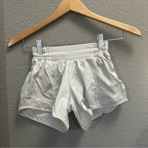 Lululemon  Hotty Hot Shorts White Size 0