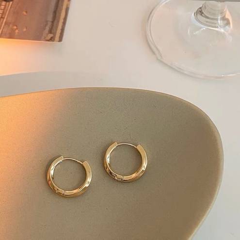 18K Gold Plated Twisted Gold Hoop Earrings for Women