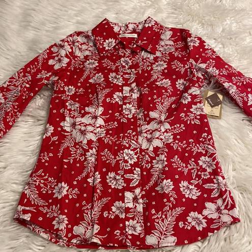 Coldwater Creek  Shaped Women’s Shirt size XS brand new color red and white