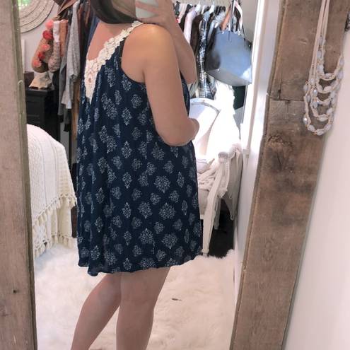 onetheland  small blue floral summer shift dress