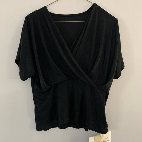 Chicwish NWT  V-neck Short Sleeve Soft Flowy Blouse Top Size Black XL