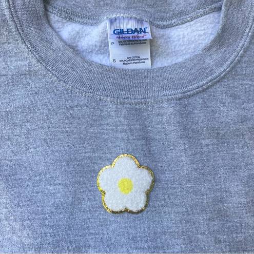 Daisy VTG Pull-over  Sweatshirt