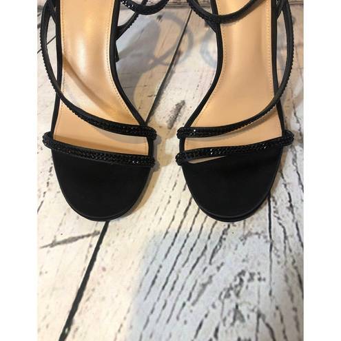 Via Spiga  Pavlina Strappy Sandal inblack satin size 7