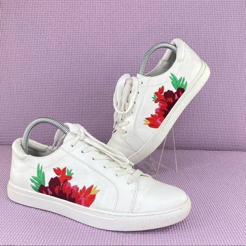 Krass&co G.H. Bass & . Siri Floral Embroidered Lace Up Sneaker White 9