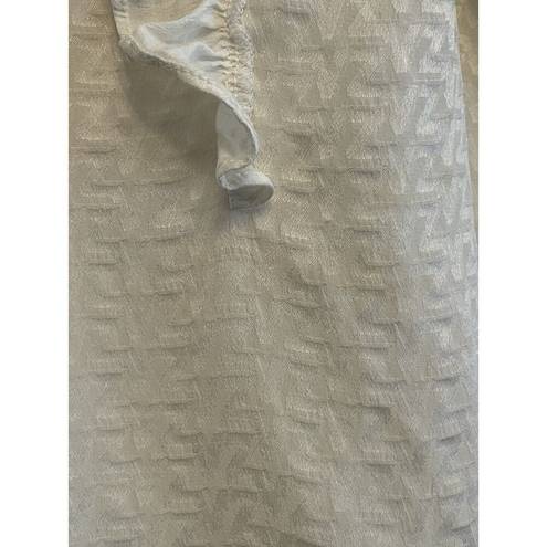 Zadig & Voltaire  Short Sleeve Silk Blouse Size Medium Cream Ruffle Coquette FLAW