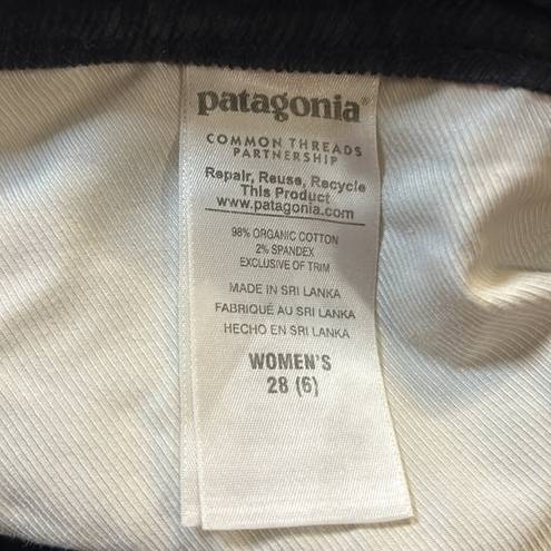 Patagonia  Women's Everyday Corduroy Pants Organic Size 28 / 6 Blue